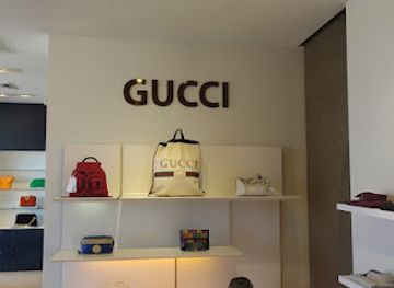 aruba/palm-beach/shop/luxury-exchange