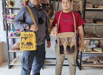 indonesia/papua/shop/noken-clothing-kaos-papua