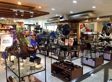 philippines/luzon/shop/tesoros-philippine-handicrafts