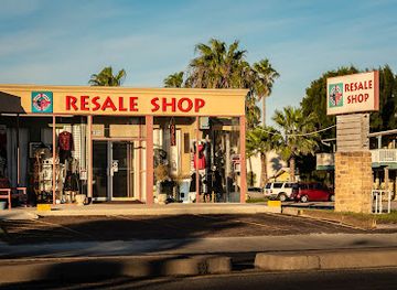 texas/south-padre-island/shop/whiskers-resale-shop