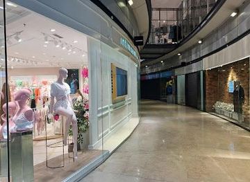 spain/barcelona/shop/arenas-de-barcelona