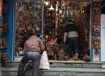 india/himalayas/shop/parsa-handicrafts-himalayan-arts-and-antiques