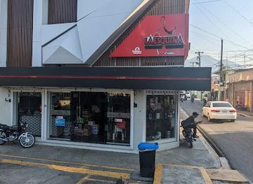 dominican-republic/jarabacoa/shop/la-esquina-liquor-by-camelot