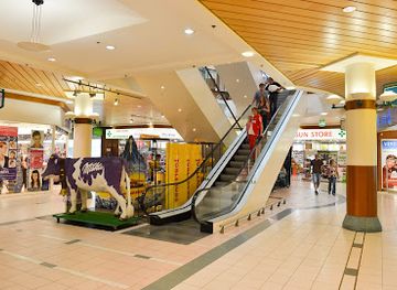 switzerland/valais/shop/centre-manor-sierre