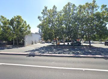 california/menlo-park/shop/snack-shop