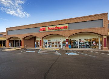 Broadway Marketplace