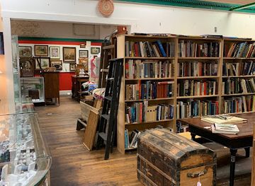 virginia/shenandoah-valley/shop/strasburg-emporium-llc