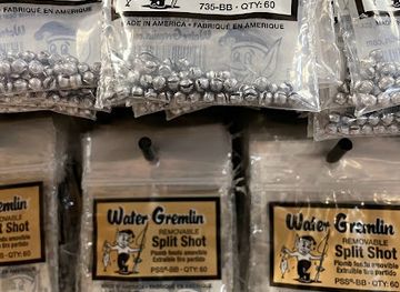 west-virginia/elkins/shop/middle-mountain-sporting-goods-and-mini-mart