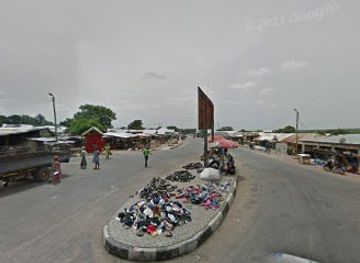 ghana/mole-national-park/shop/mariama-manerel