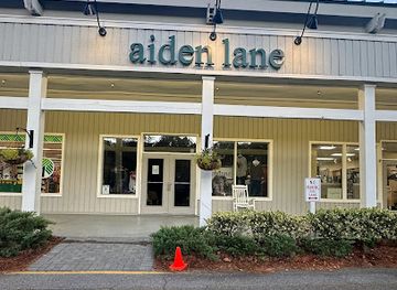 south-carolina/hilton-head-island/shop/aiden-lane