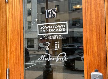 maine/androscoggin-county/shop/downtown-handmade