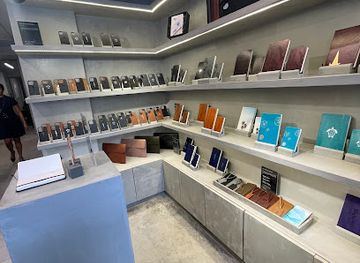 maldives/male-atoll/shop/oevaali-art-shop