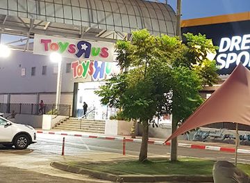israel/haifa-beaches/shop/toys-r-us