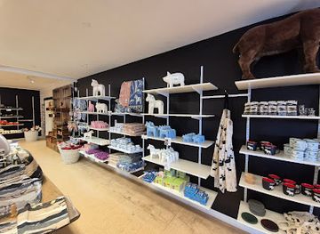 sweden/dalarna/shop/nils-olsson-dalahastar-shop-morakniv-outlet