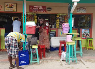 grenada/saint-patrick/shop/grand-anse-craft-and-spice-market