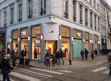 belgium/ghent/kouter/shop/tommy-hilfiger