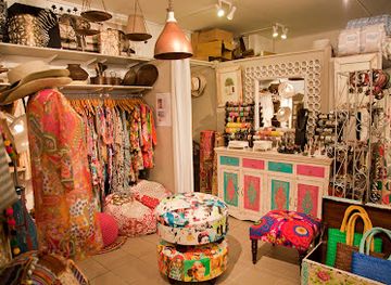 mauritius/trou-aux-cerfs/shop/ruisseau-creole