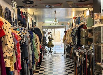 france/aix-en-provence/shop/blow-up