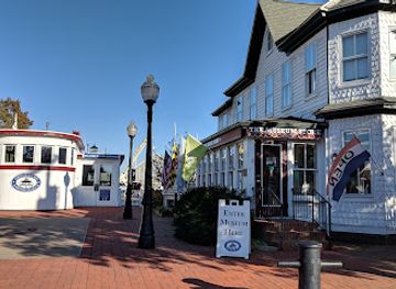 maryland/chesapeake-bay-maritime-museum/shop/cbmm-welcome-center-entrance