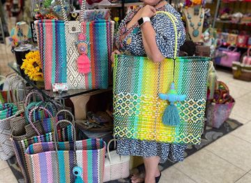 texas/laredo/shop/las-adelitas-artisan-boutique