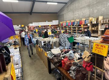 netherlands/friesland/shop/koopjeshal-friesland