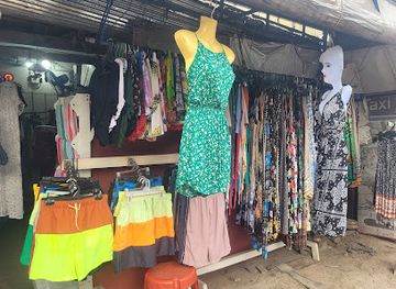 sri-lanka/mirissa/shop/clooth-shop