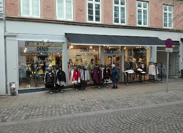 denmark/randers/shop/deres-collection