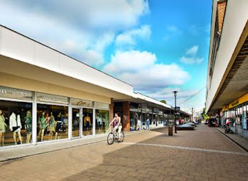 hungary/tatabanya/shop/cox-divataru