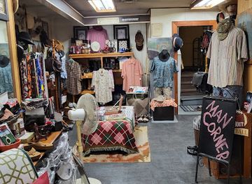 virginia/danville/shop/the-vintage-boutique