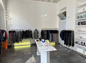 italy/milan/shop/meet2biz