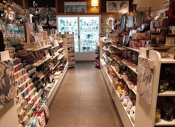 australia/eastern-victoria/shop/king-of-gifts