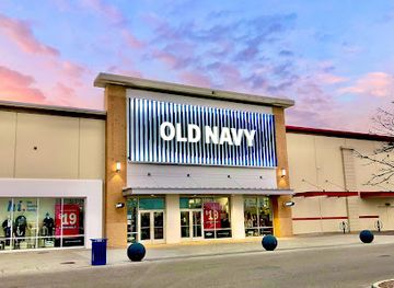 illinois/berwyn/shop/old-navy