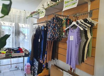 new-caledonia/poindimie/shop/lona-boutique