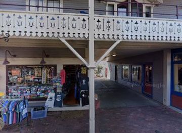 massachusetts/martha-s-vineyard/shop/laughing-bear