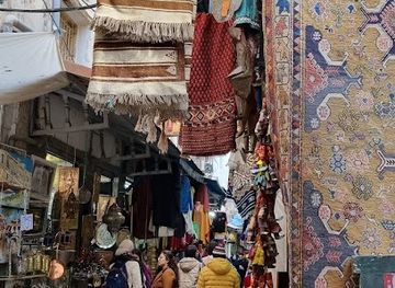 tunisia/southern-tunisia/shop/les-souks-de-tunis