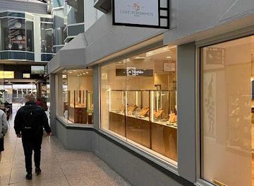 australia/canberra/manuka/shop/love-persimmon