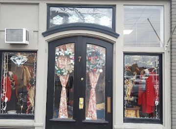 kentucky/newport/shop/nicolett-s-posh-boutique