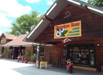 tennessee/great-smoky-mountains/shop/cherokee-rose