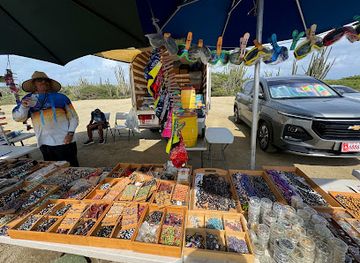 aruba/santa-cruz/shop/aruba-bless-you-handmade-souvenirs