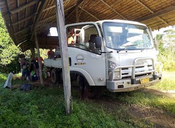 solomon-islands/russell-islands/shop/rarade-truck-shed