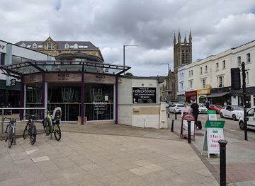 united-kingdom/bristol/clifton/shop/clifton-down-shopping-centre