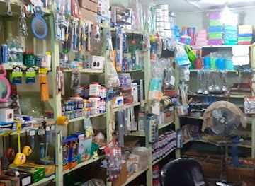 mozambique/gorongosa-national-park/shop/mandix-tech-service