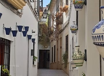 spain/cordoba/la-juderia/shop/ale-hop