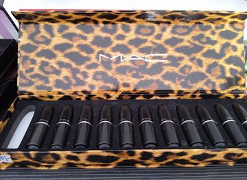 maldives/addu-city/shop/blossoms-collection