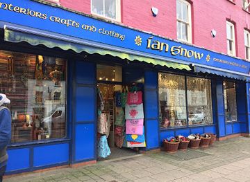 united-kingdom/powys/shop/ian-snow