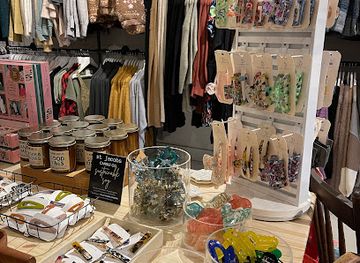 canada/ottawa/shop/milk-shop-byward-market