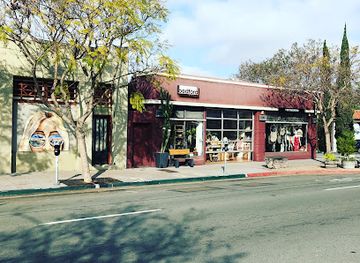 california/north-bay/shop/stroll