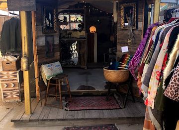 california/joshua-tree-national-park/shop/sun-alley-shops