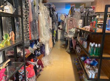 cameroon/bamenda/shop/amsterdam-shopping-center-bamenda