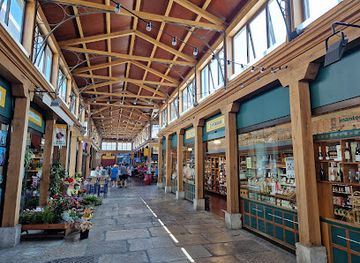 spain/cantabria/shop/mercado-del-este